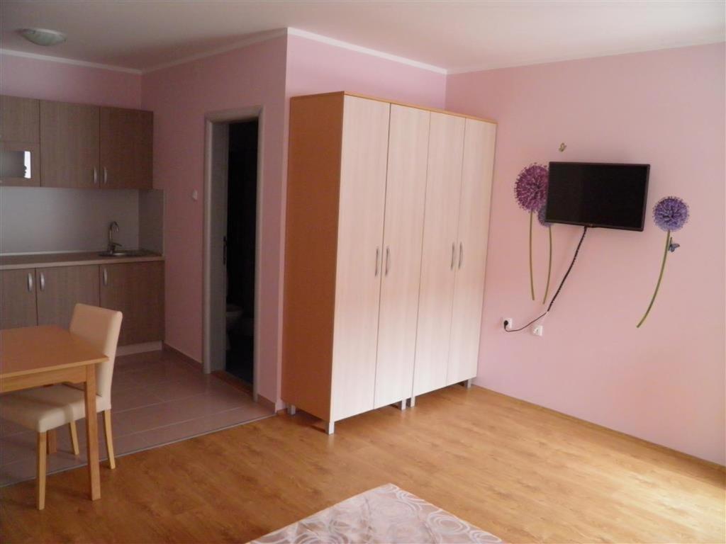 B&B Zmajevo Gnezdo 021 Sremska Kamenica Luaran gambar