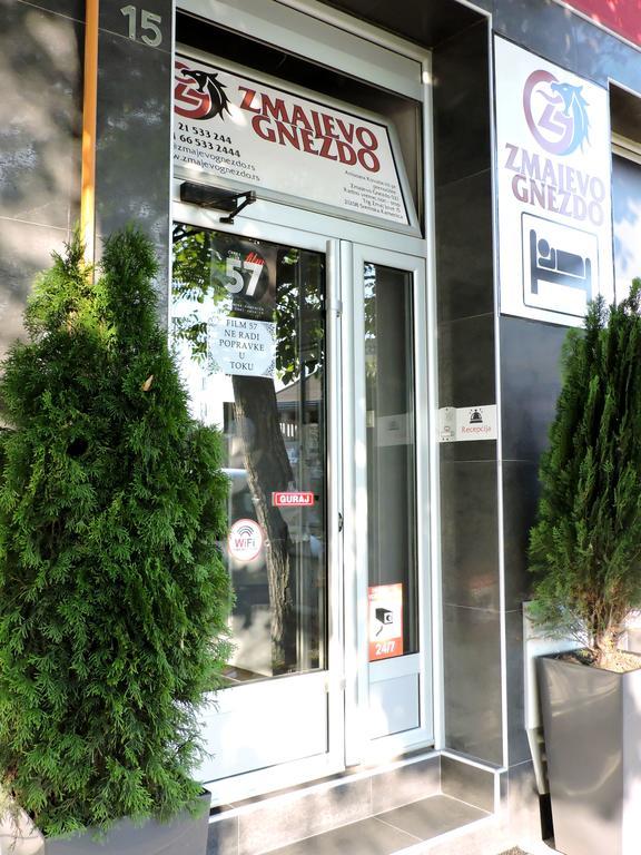 B&B Zmajevo Gnezdo 021 Sremska Kamenica Luaran gambar