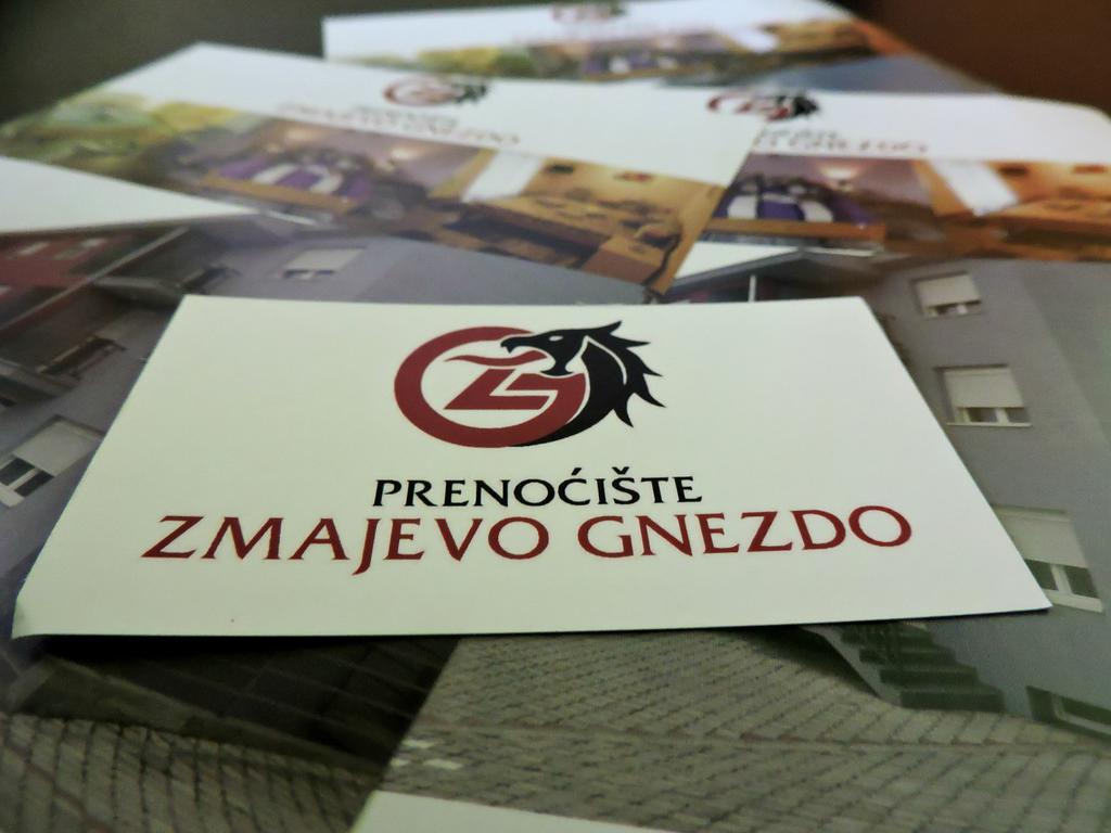 B&B Zmajevo Gnezdo 021 Sremska Kamenica Luaran gambar